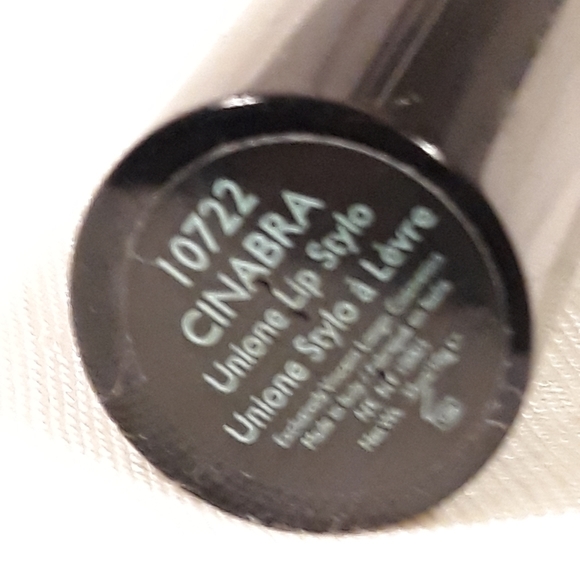 🛍5 for $25🛍Vincent Longo Lip Stylo Cinabra - Picture 4 of 5